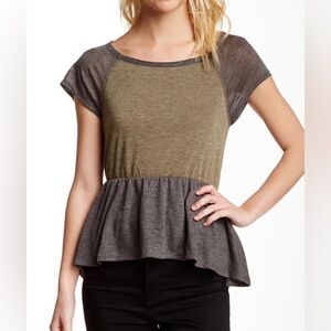 NWOT Sweet Pea Peplum Top—Size Large